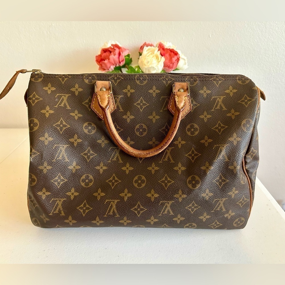 Authentic Vintage Louis Vuitton Speedy 35 Monogram 1991 Collection